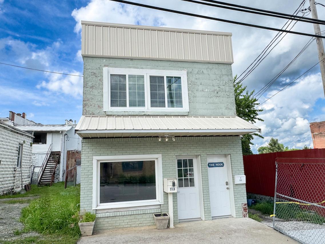 113 N Lafayette St., Anna, IL 62906