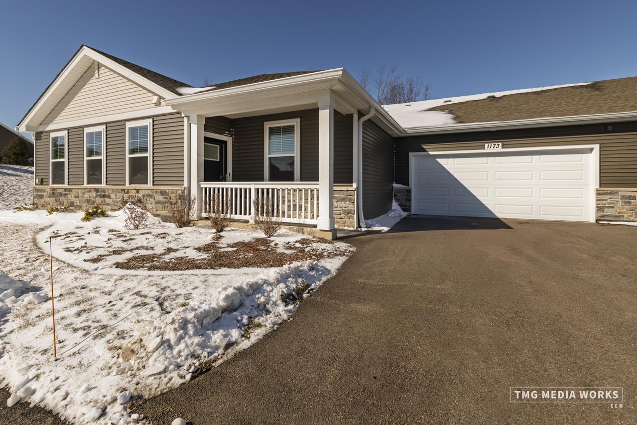 1173 Sonoma Ct., Pingree Grove, IL 60140