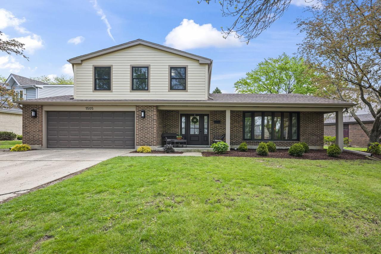 1505 S Kennicott Ave., Arlington Heights, IL 60005