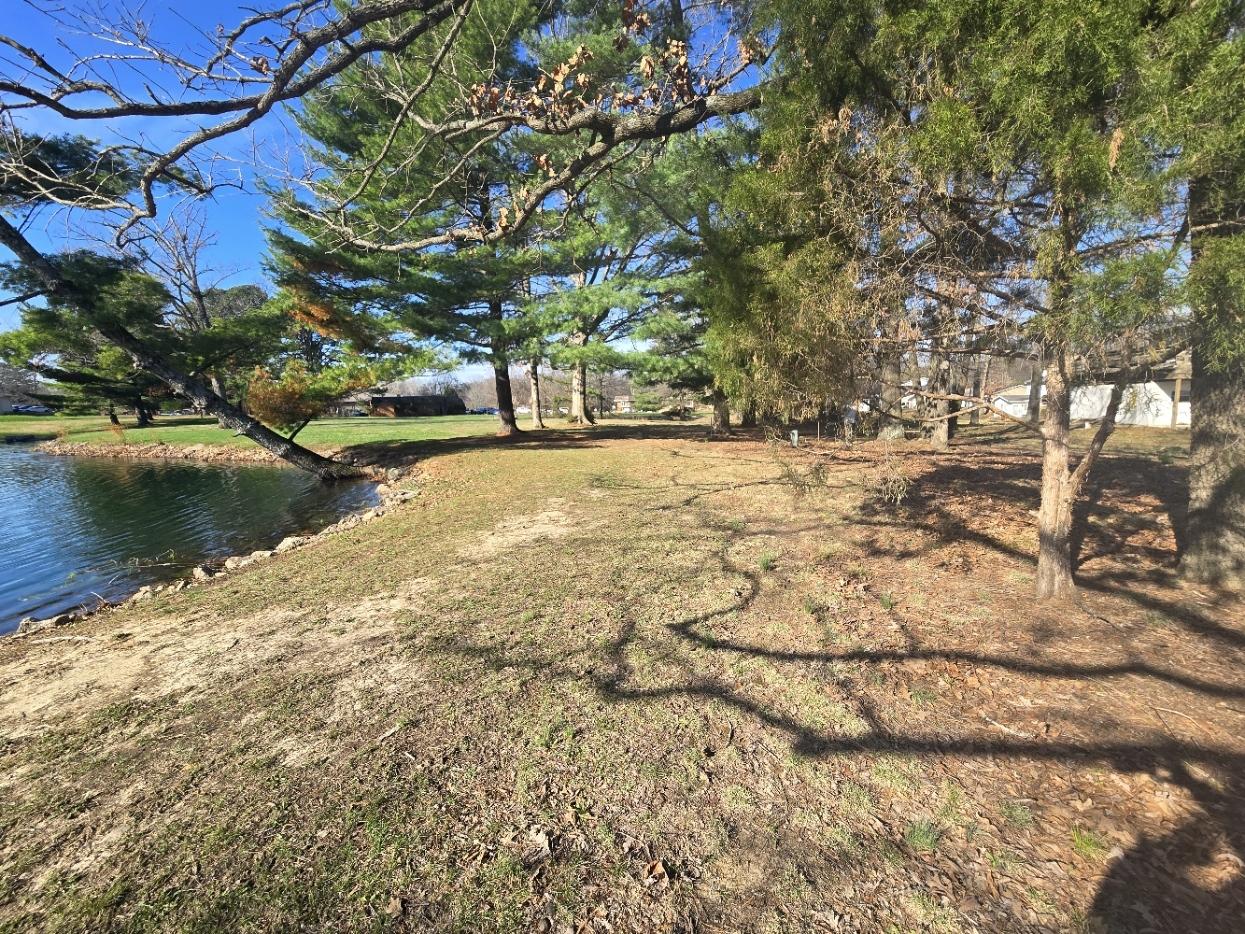 000 Fox Creek, Mt Vernon, IL 62864