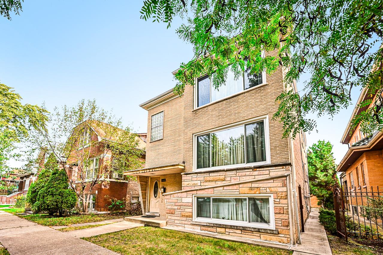 1841 S 61st Ct., Cicero, IL 60804