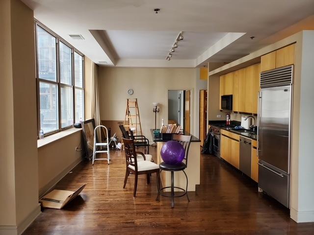 212 W Washington St. #1805, Chicago, IL 60606