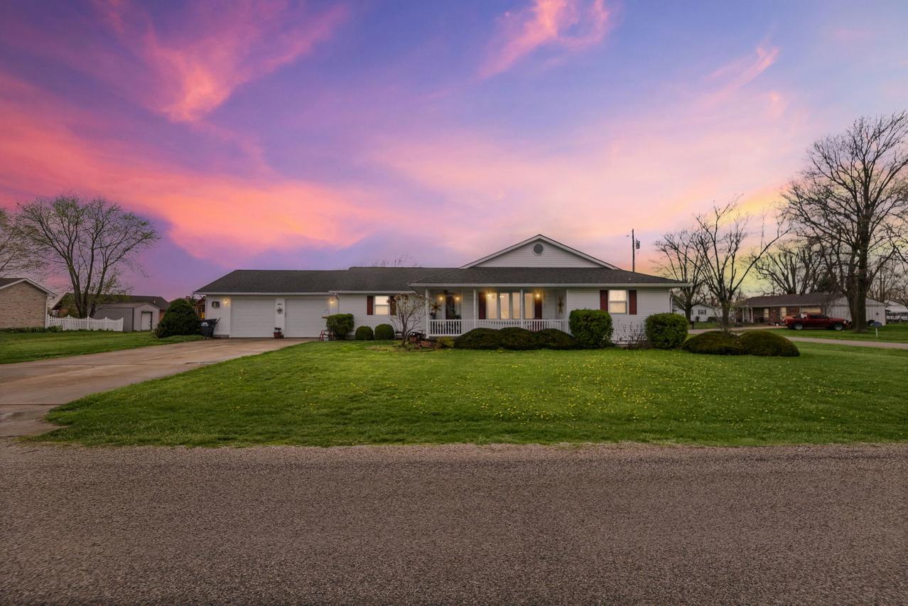 401 Gehle St., St Peter, IL 62880