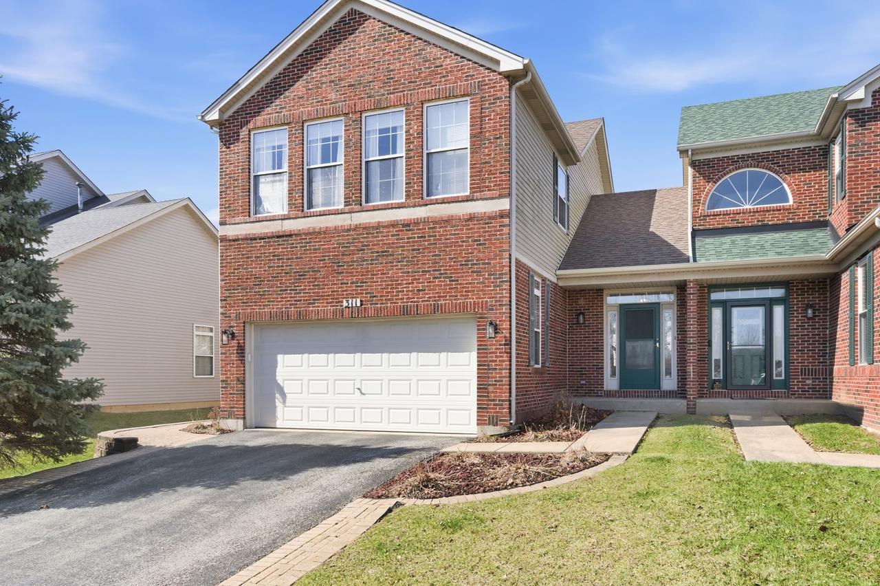 311 Edgewood Dr., Minooka, IL 60447