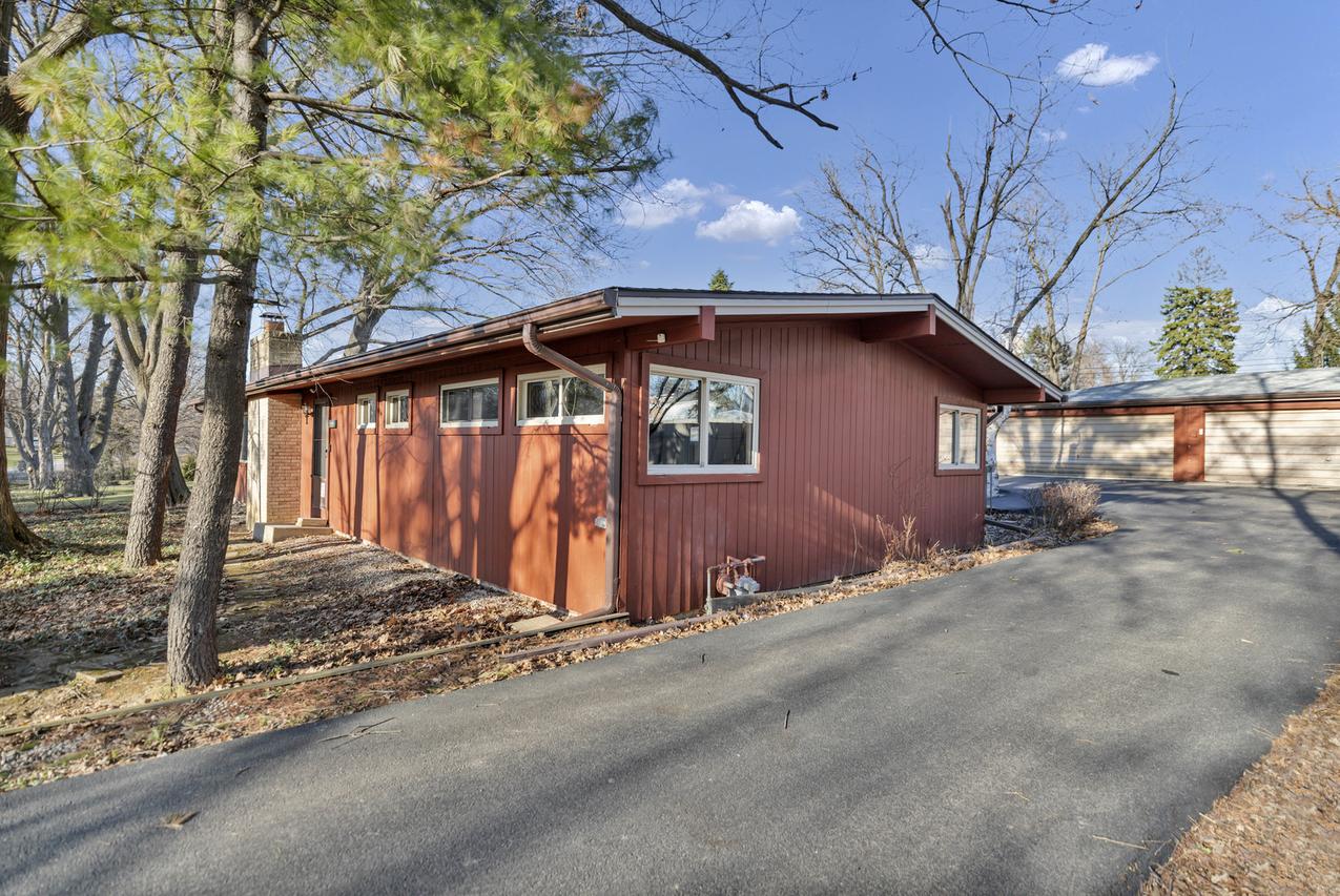 1505 S Stewart Ave., Lombard, IL 60148