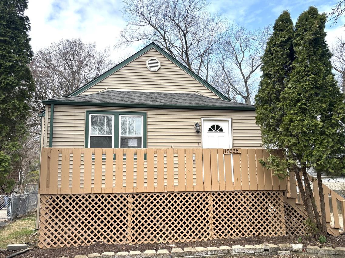 15336 S Kenton Ave., Oak Forest, IL 60452