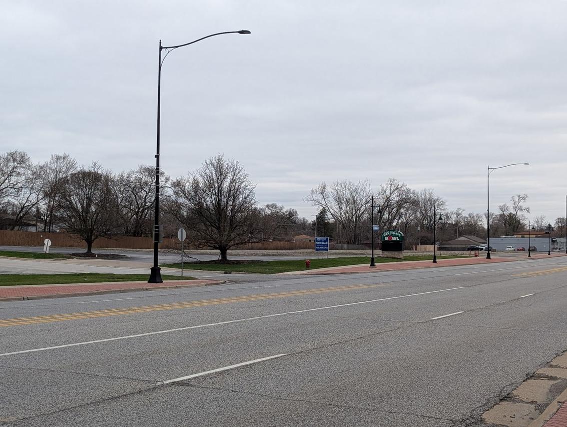 15230 S Cicero Ave., Oak Forest, IL 60452