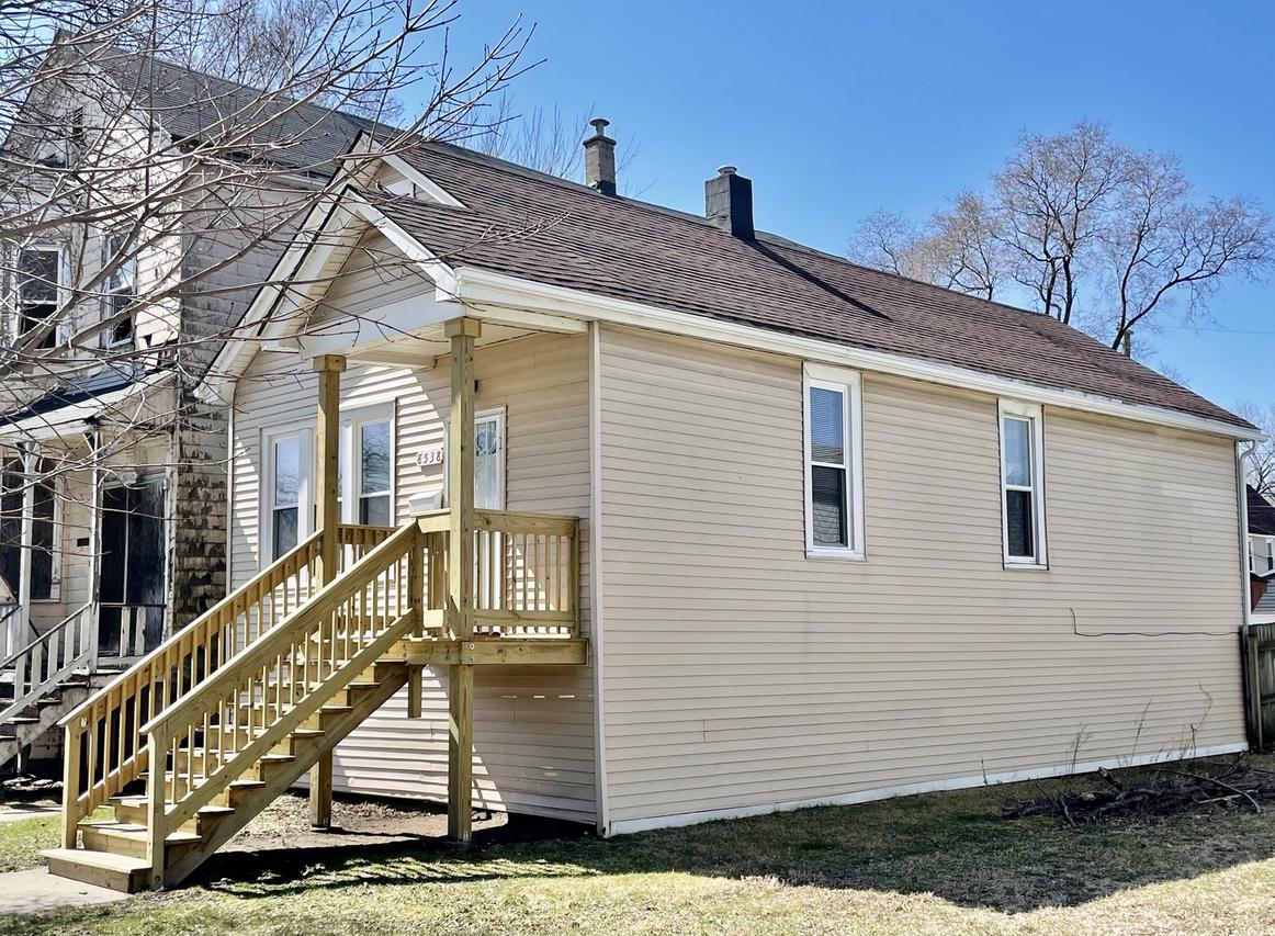 8538 S Buffalo Ave., Chicago, IL 60617