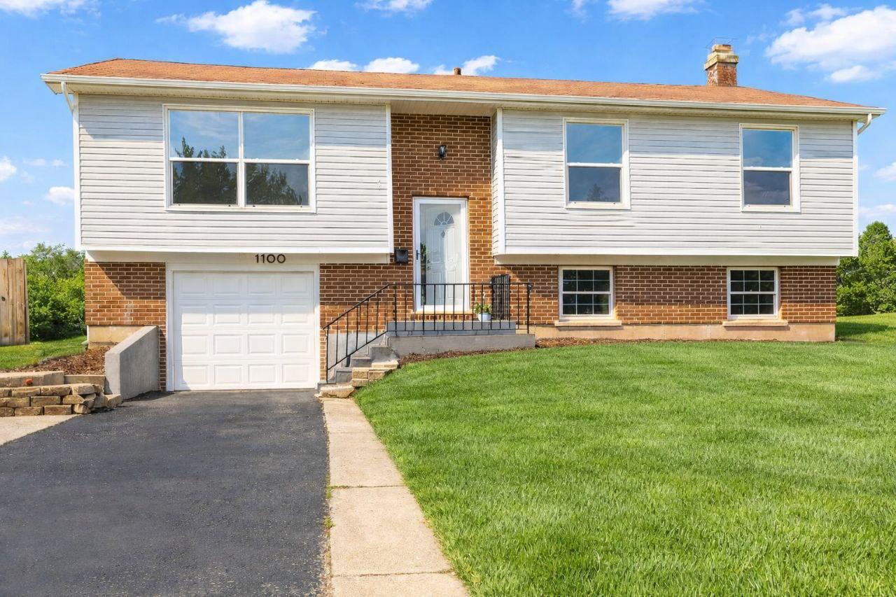 1100 Millbrook Dr., Lake Zurich, IL 60047