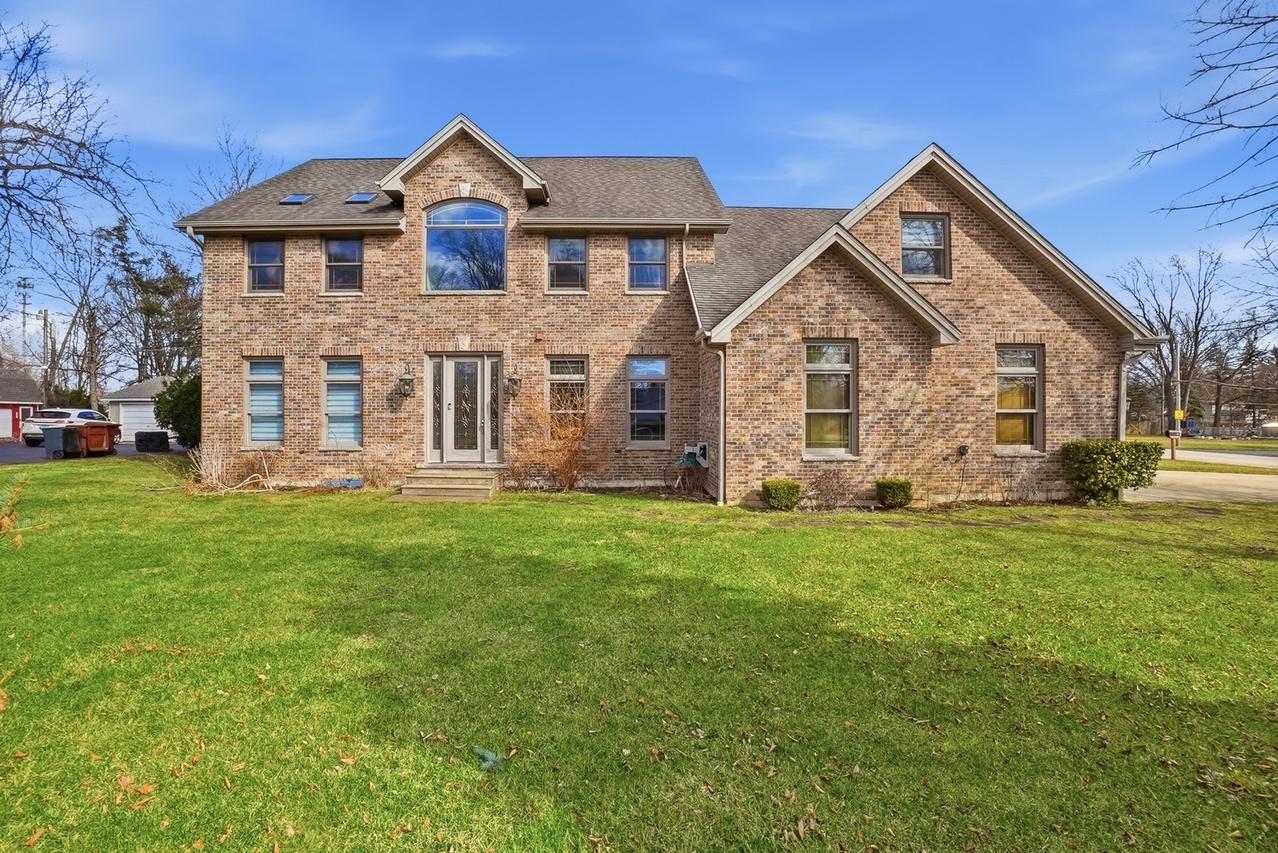 115 E Woodlawn Rd., New Lenox, IL 60451