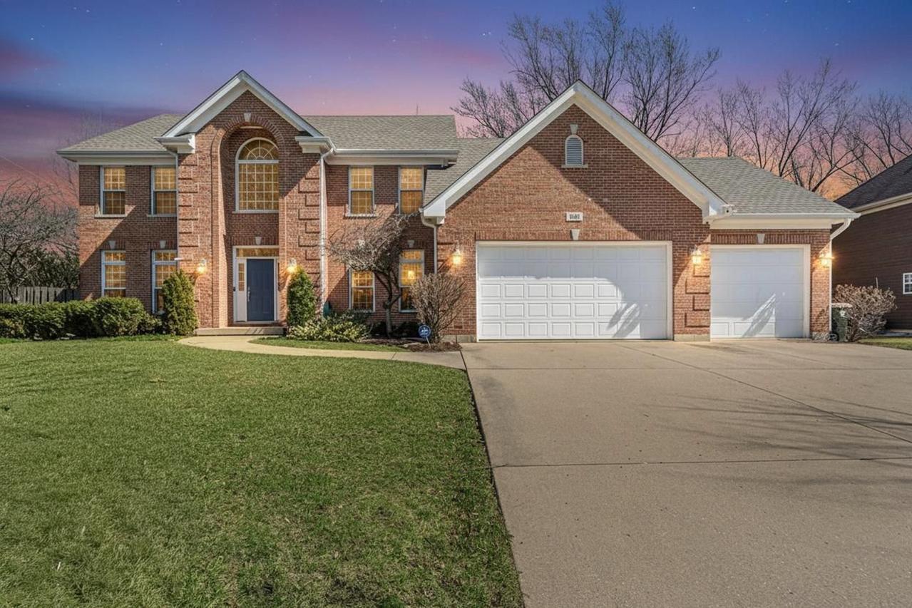 385 N Chalary Ct., Palatine, IL 60067