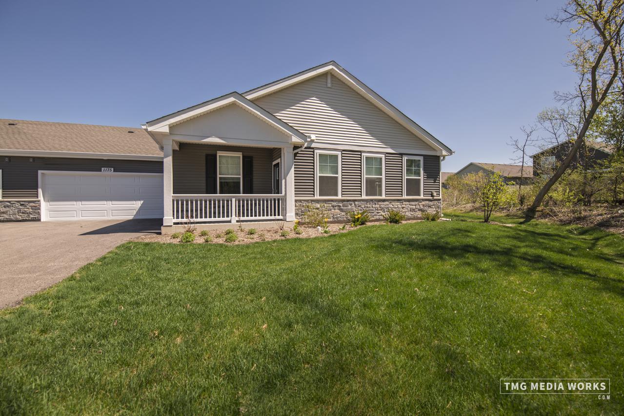 1175 Sonoma Ct., Pingree Grove, IL 60140