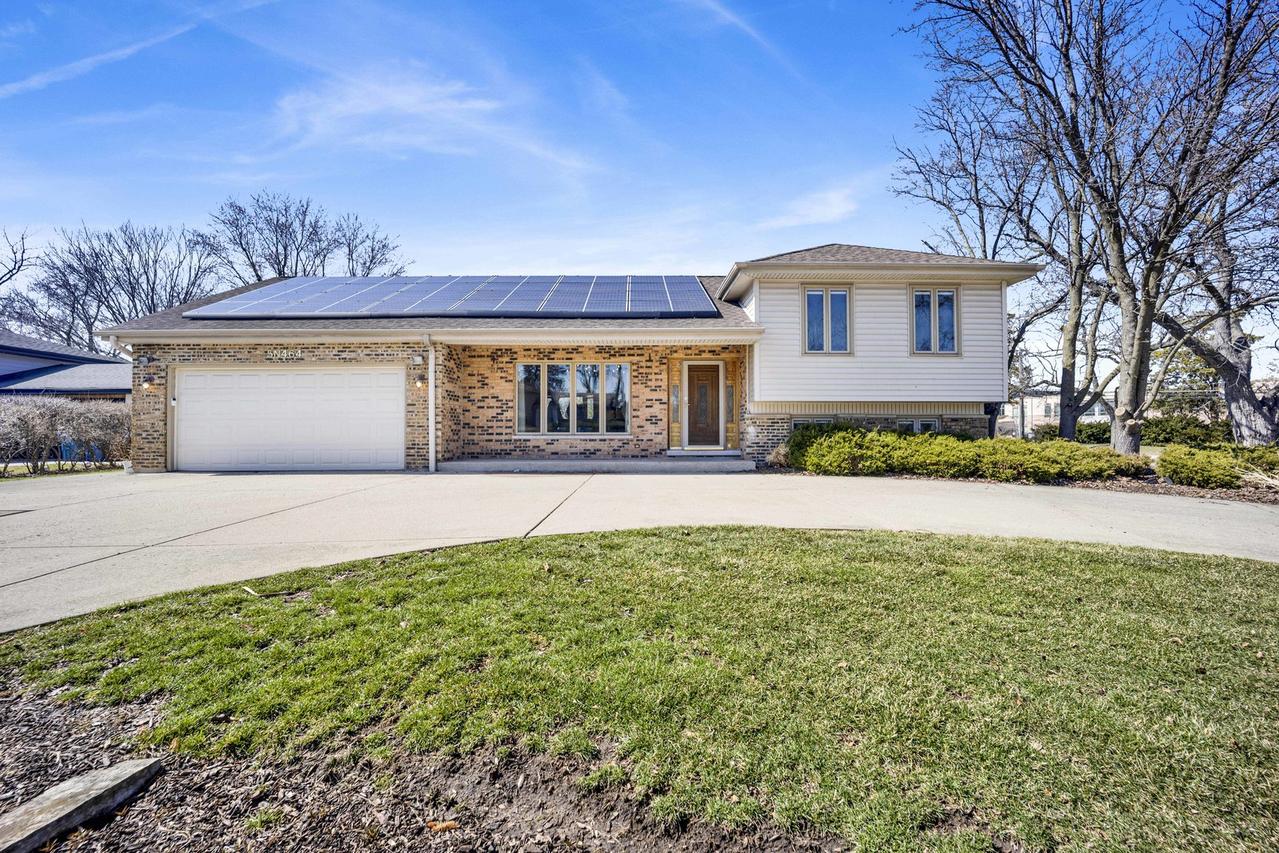 5N464 Neva Ter., Itasca, IL 60143