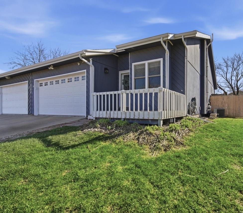 1020 Laesch Ave. #A, Bloomington, IL 61704