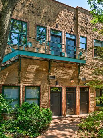 22 N Morgan St. #215, Chicago, IL 60607