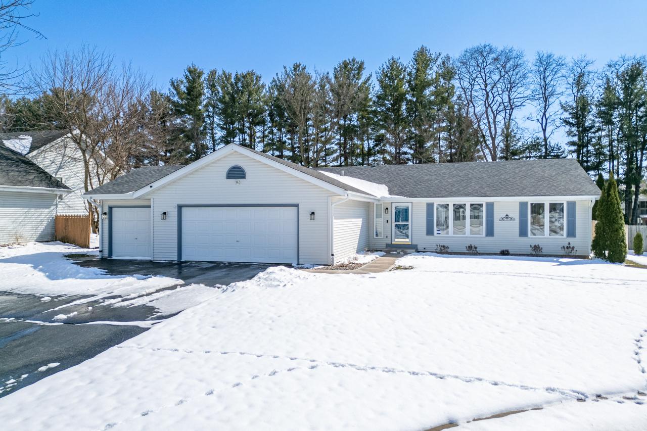 5815 Candover Rd., Loves Park, IL 61111