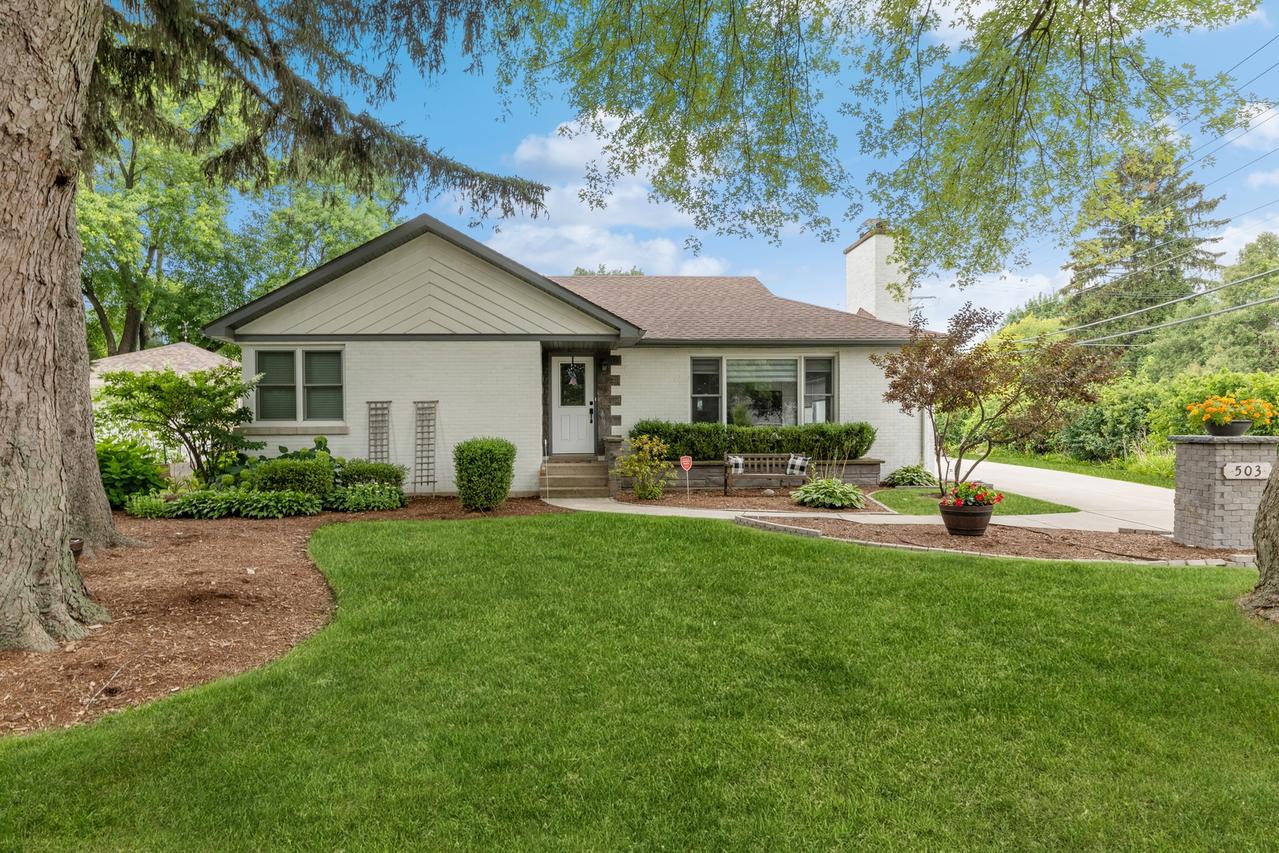 503 Carter St., Libertyville, IL 60048