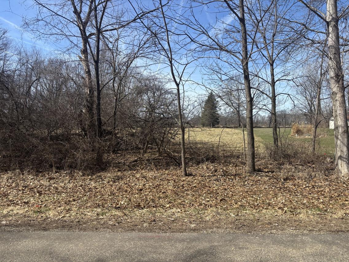 615 Brookside Dr., Varna, IL 61375