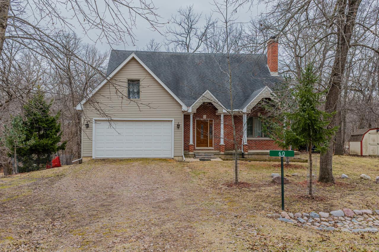 60 Fair Oaks Dr., Putnam, IL 61560