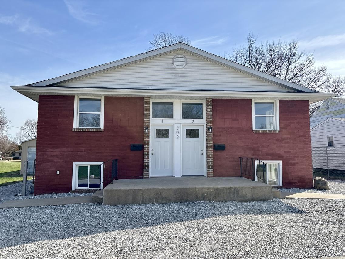 702 4th Ave., Ottawa, IL 61350