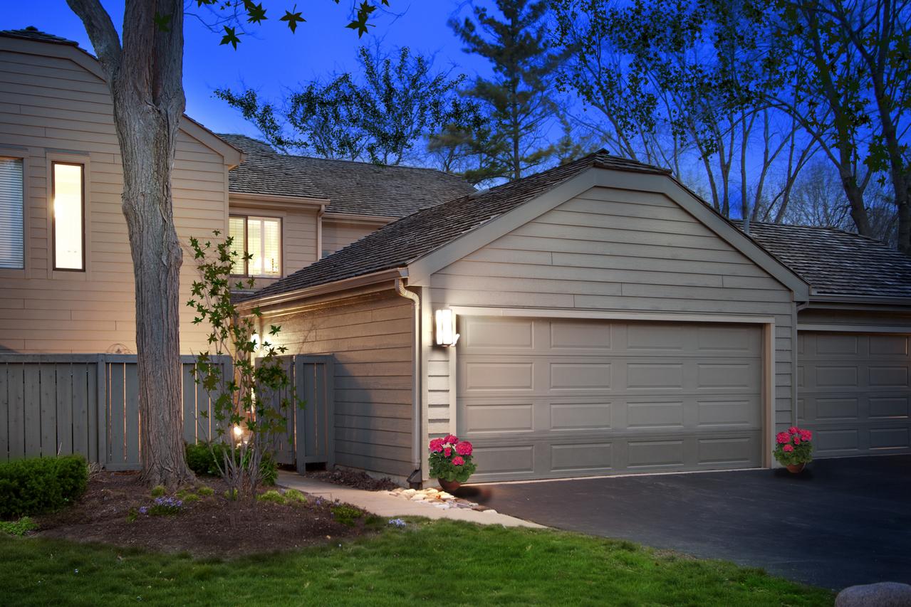 259 Timber Ridge Ln., Lake Barrington, IL 60010