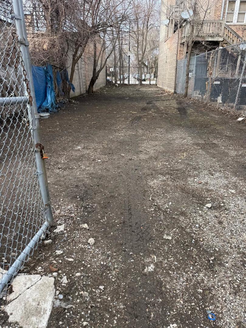 1719 E 79th St., Chicago, IL 60649