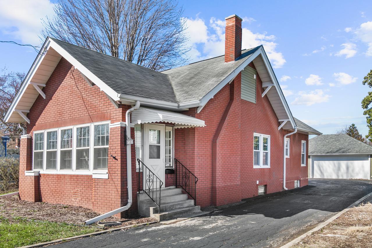 16816 S Park Ave., South Holland, IL 60473