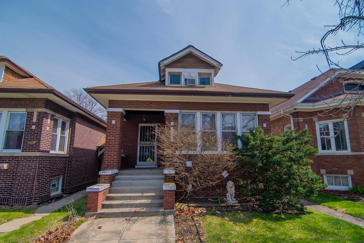 7741 S Chappel Ave., Chicago, IL 60649