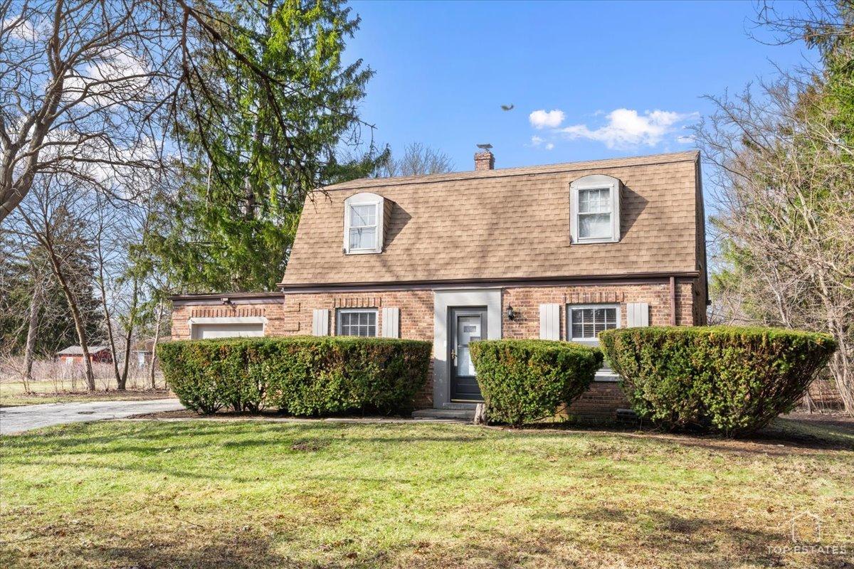 304 E Camp Mcdonald Rd., Prospect Heights, IL 60070