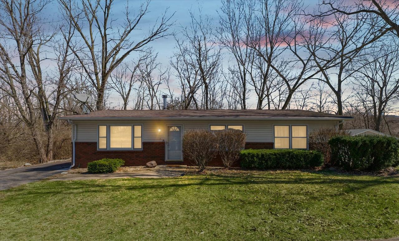 646 N Cove Ct., Decatur, IL 62521