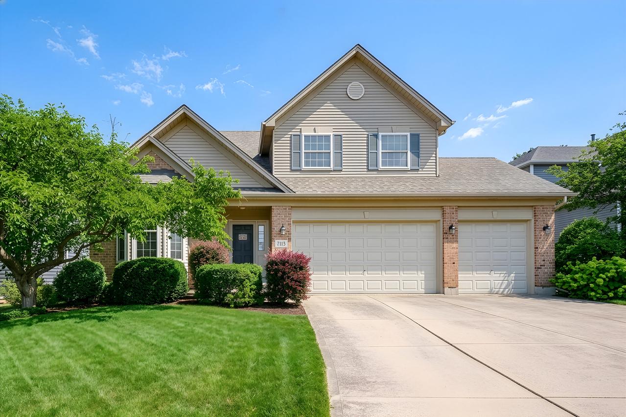 7113 Dunham Rd., Downers Grove, IL 60516