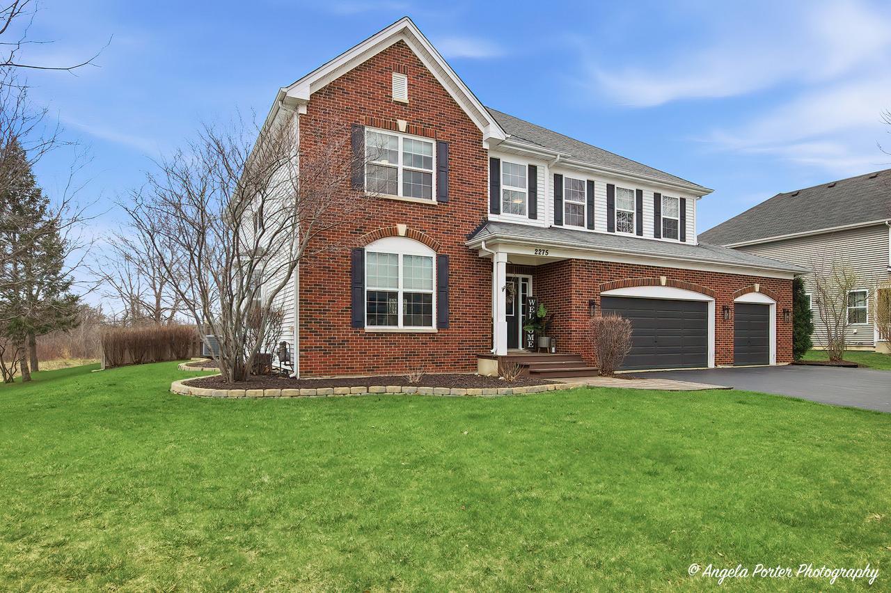 2275 Walnut Glen Blvd., Island Lake, IL 60042