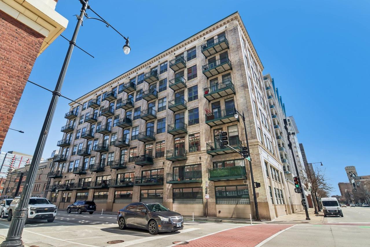 1801 S Michigan Ave. #505, Chicago, IL 60616