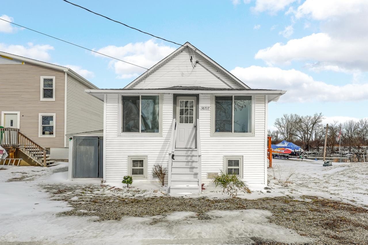 38717 N Lake St., Antioch, IL 60002