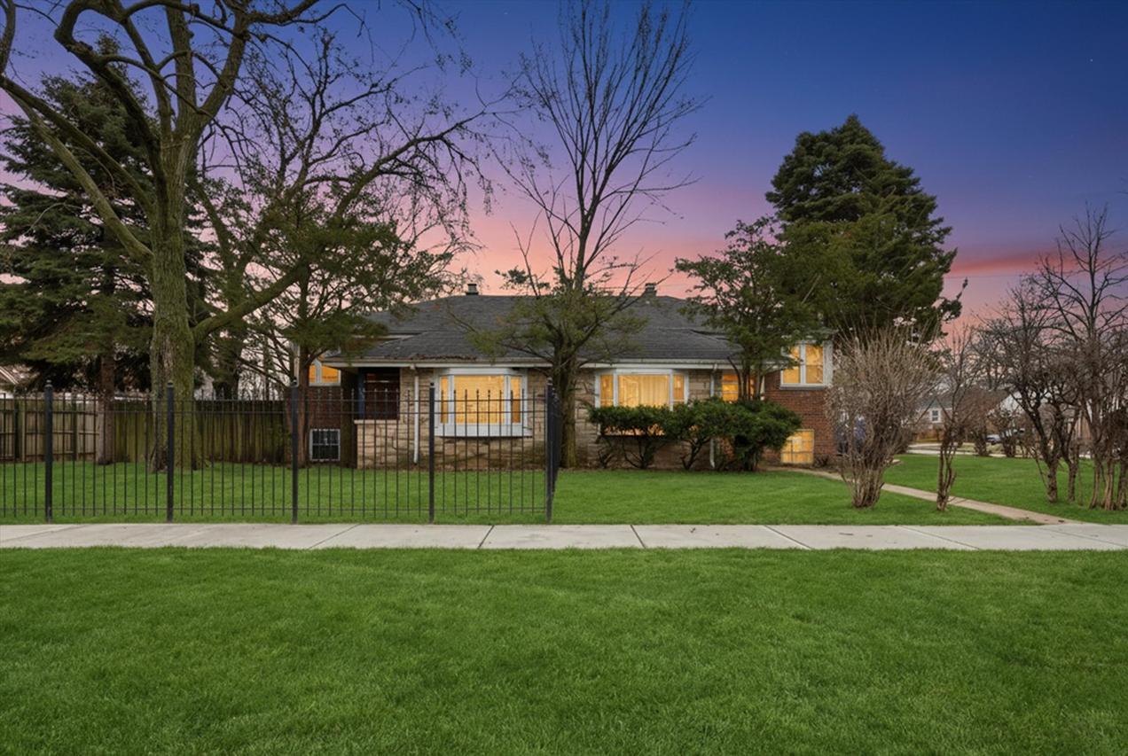 2247 E 96th St., Chicago, IL 60617