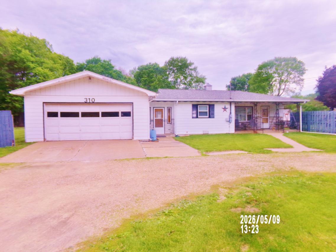 310 Martin Rd., Rock Falls, IL 61071