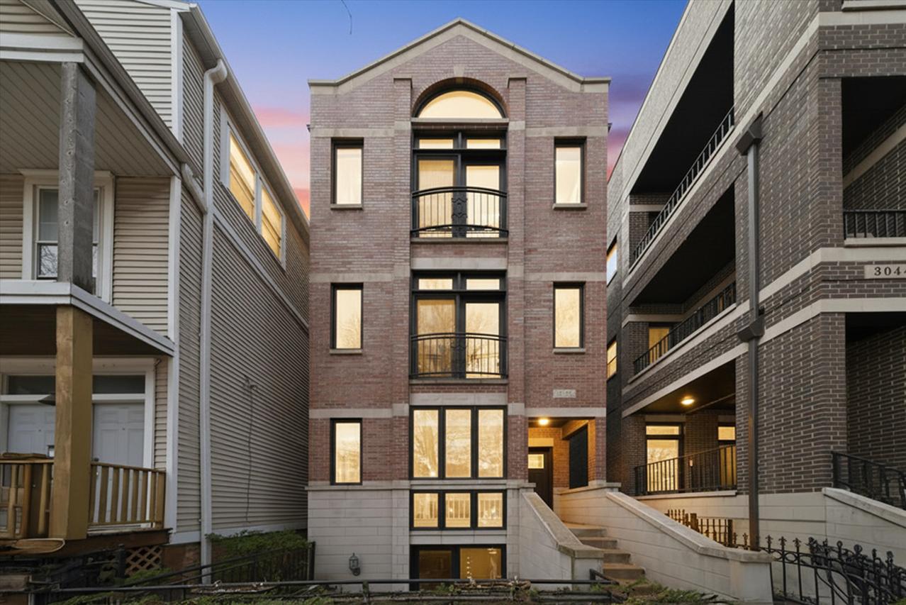 3042 N Racine Ave. #3, Chicago, IL 60657