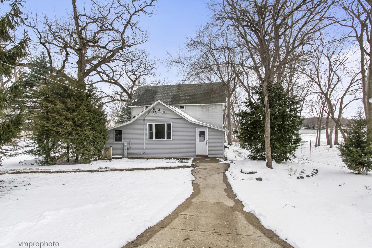[Address Hidden by Seller], Mchenry, IL 60051
