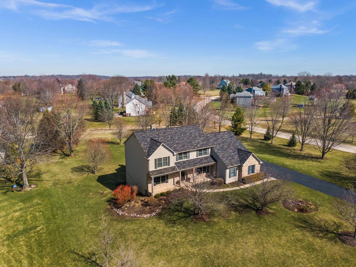 39W228 W Hilltop Dr., St. Charles, IL 60175