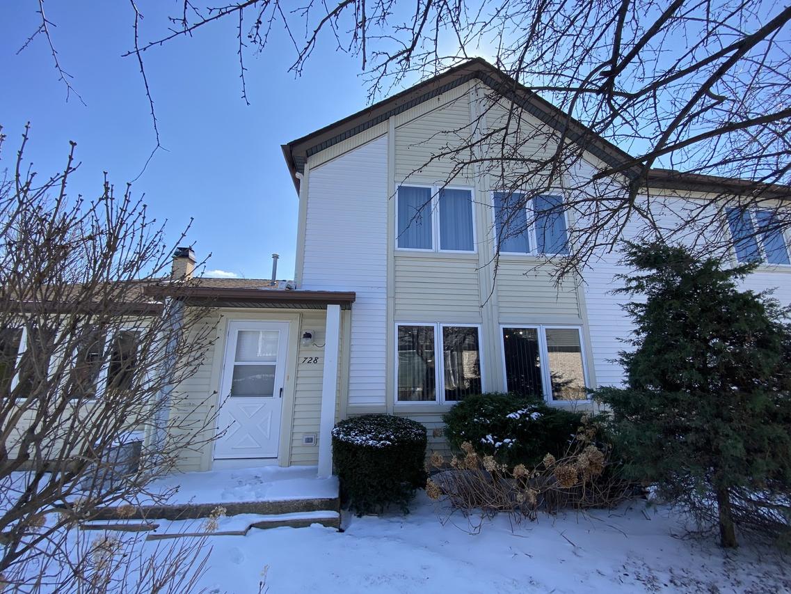 728 Inverrary Ln., Deerfield, IL 60015