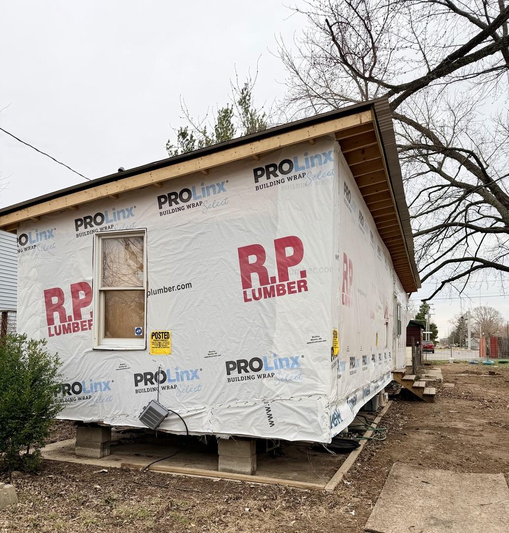 221 Lukins St., Streator, IL 61364