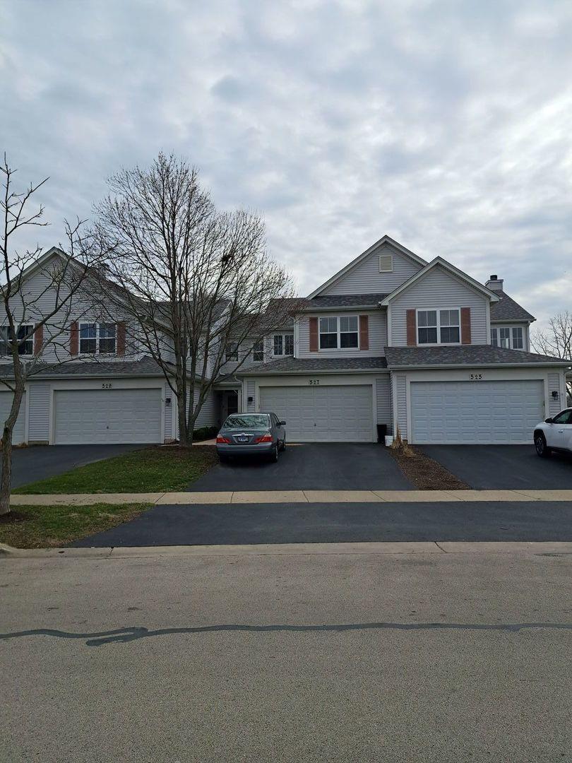 527 Horizon Dr. #A1, Bartlett, IL 60103