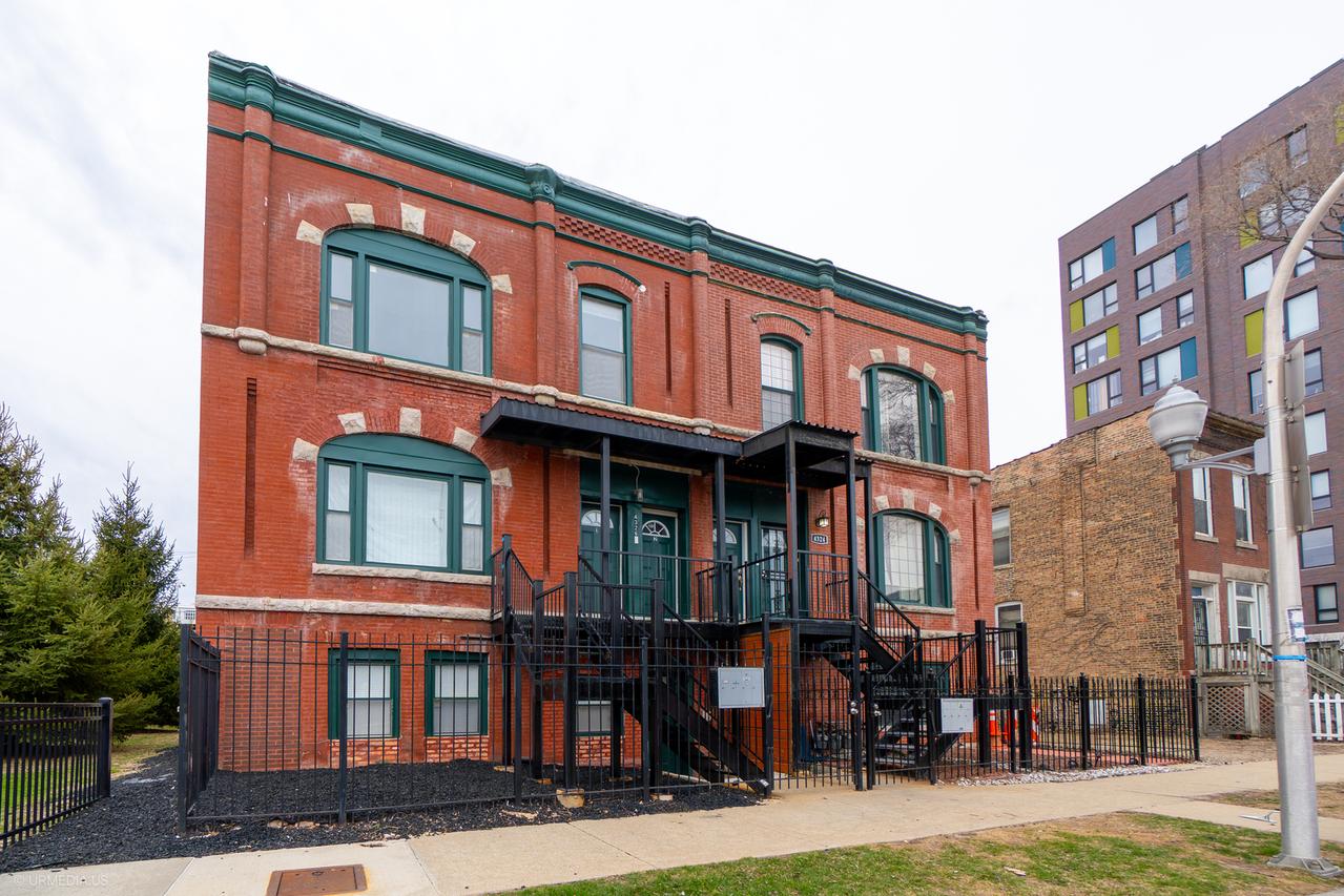 4326 S Calumet Ave., Chicago, IL 60653