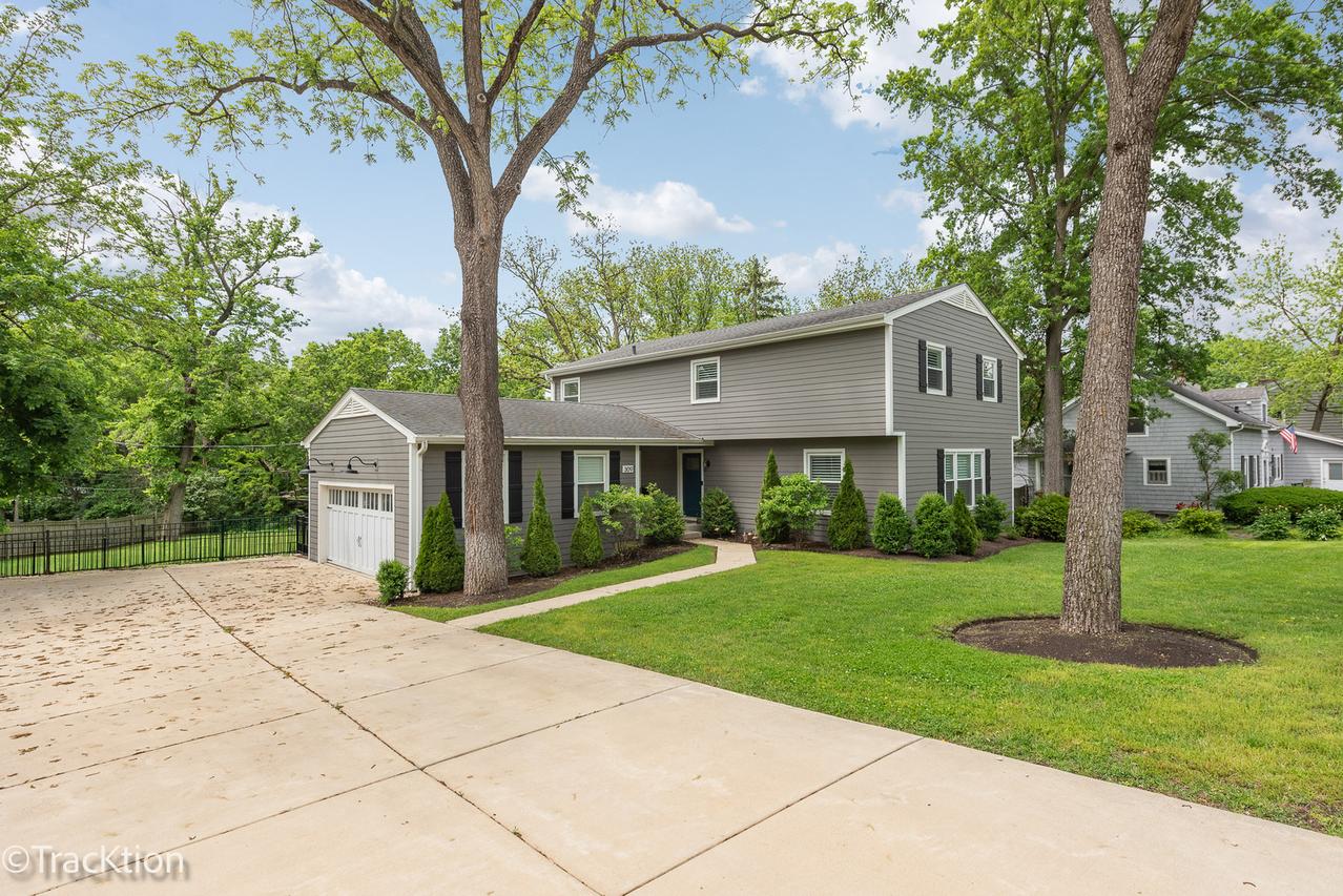 309 White Oak Dr., Naperville, IL 60540