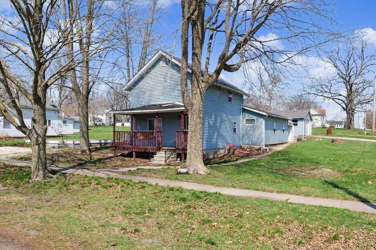 136 E Ohio St., Sibley, IL 61773