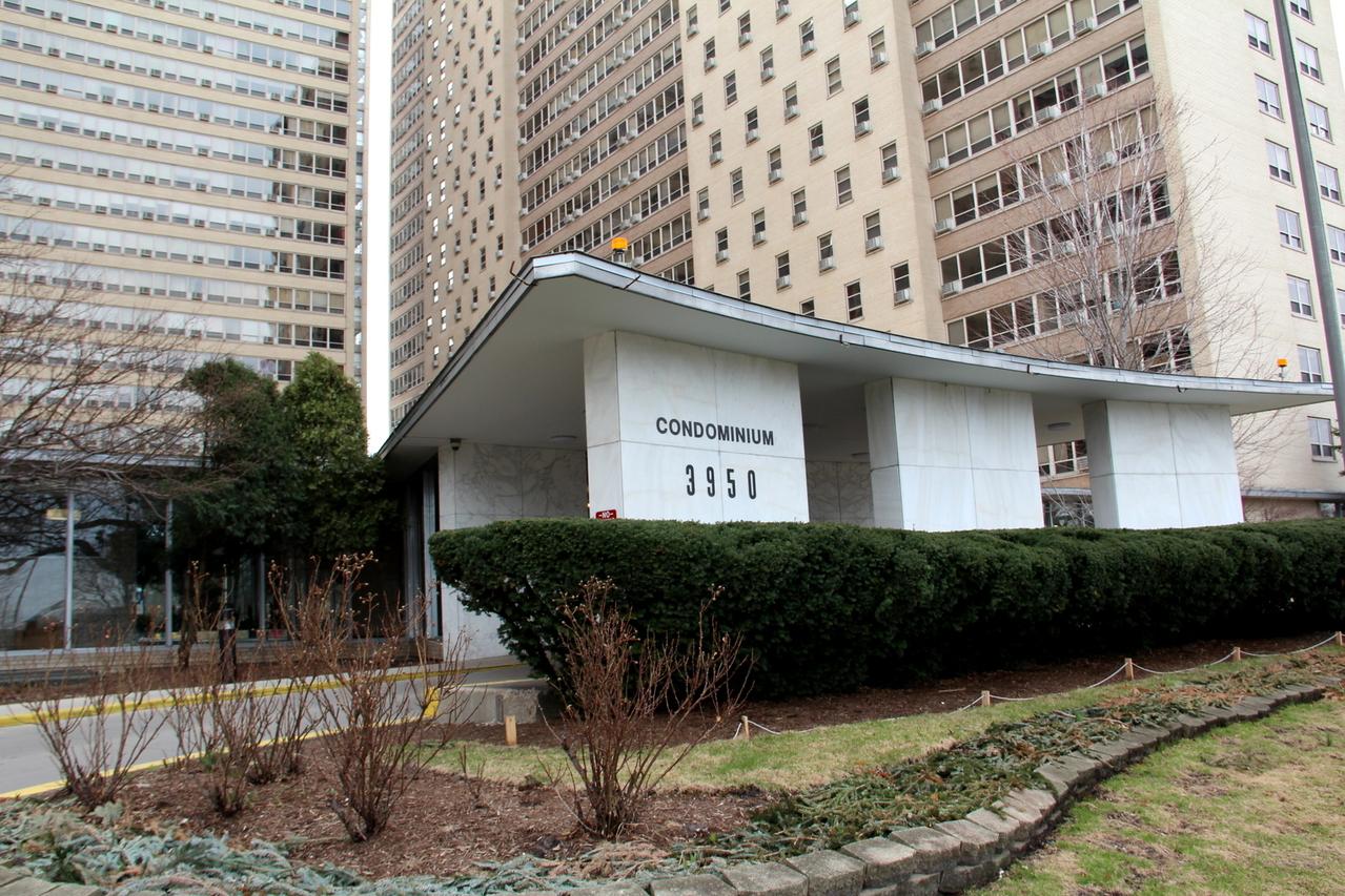 3950 N Lake Shore Dr. #801, Chicago, IL 60613