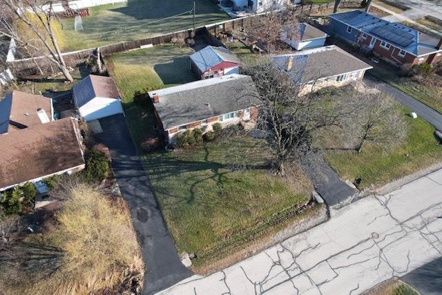 112 6th St., Downers Grove, IL 60515