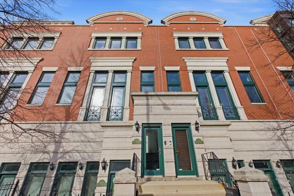 2017 N Lincoln Ave. #H, Chicago, IL 60614