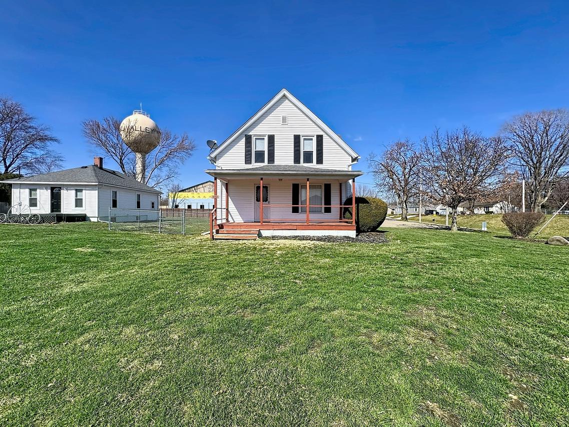 102 W 19th Ave., Coal Valley, IL 61240