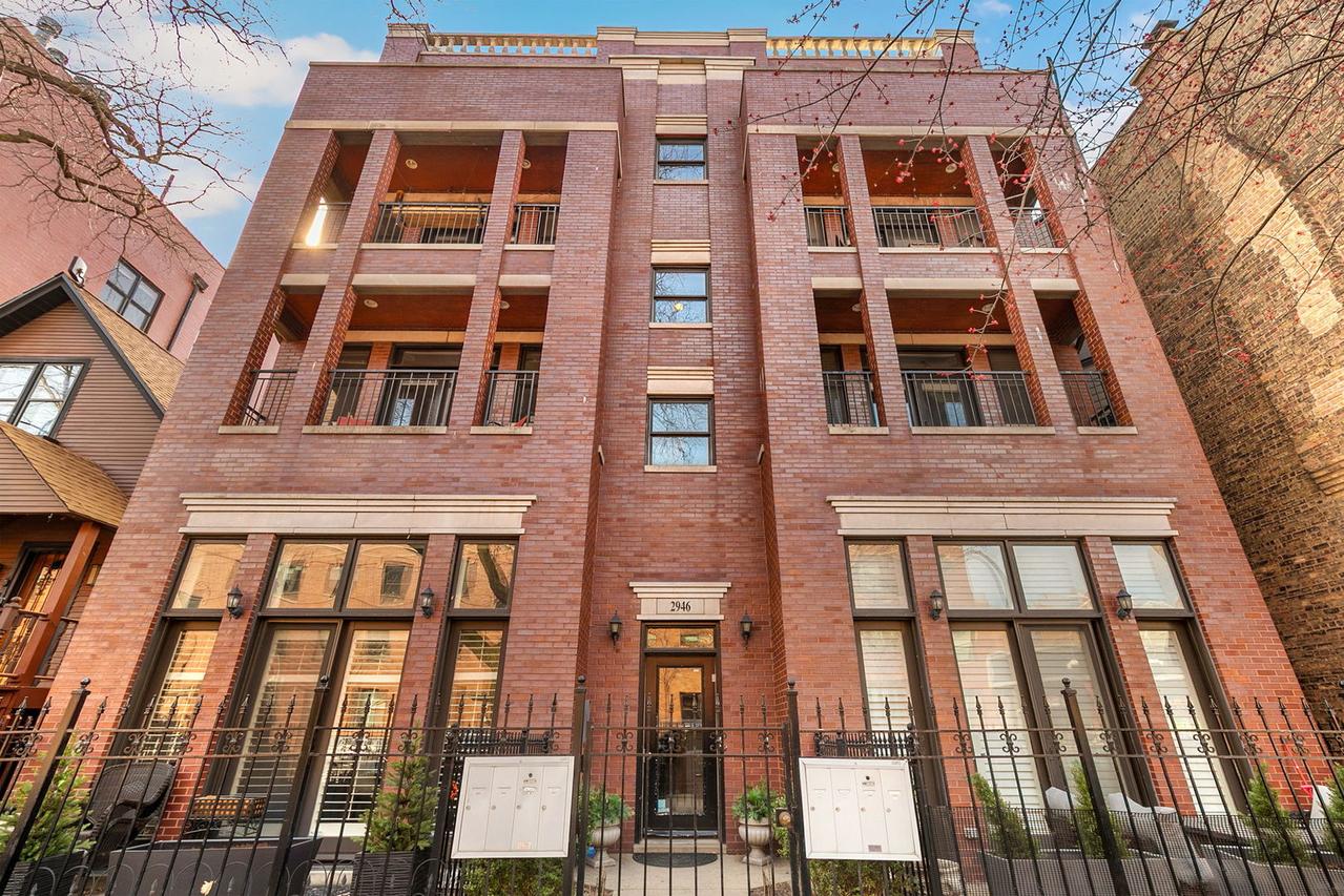 2946 N Sheffield Ave. #3S, Chicago, IL 60657